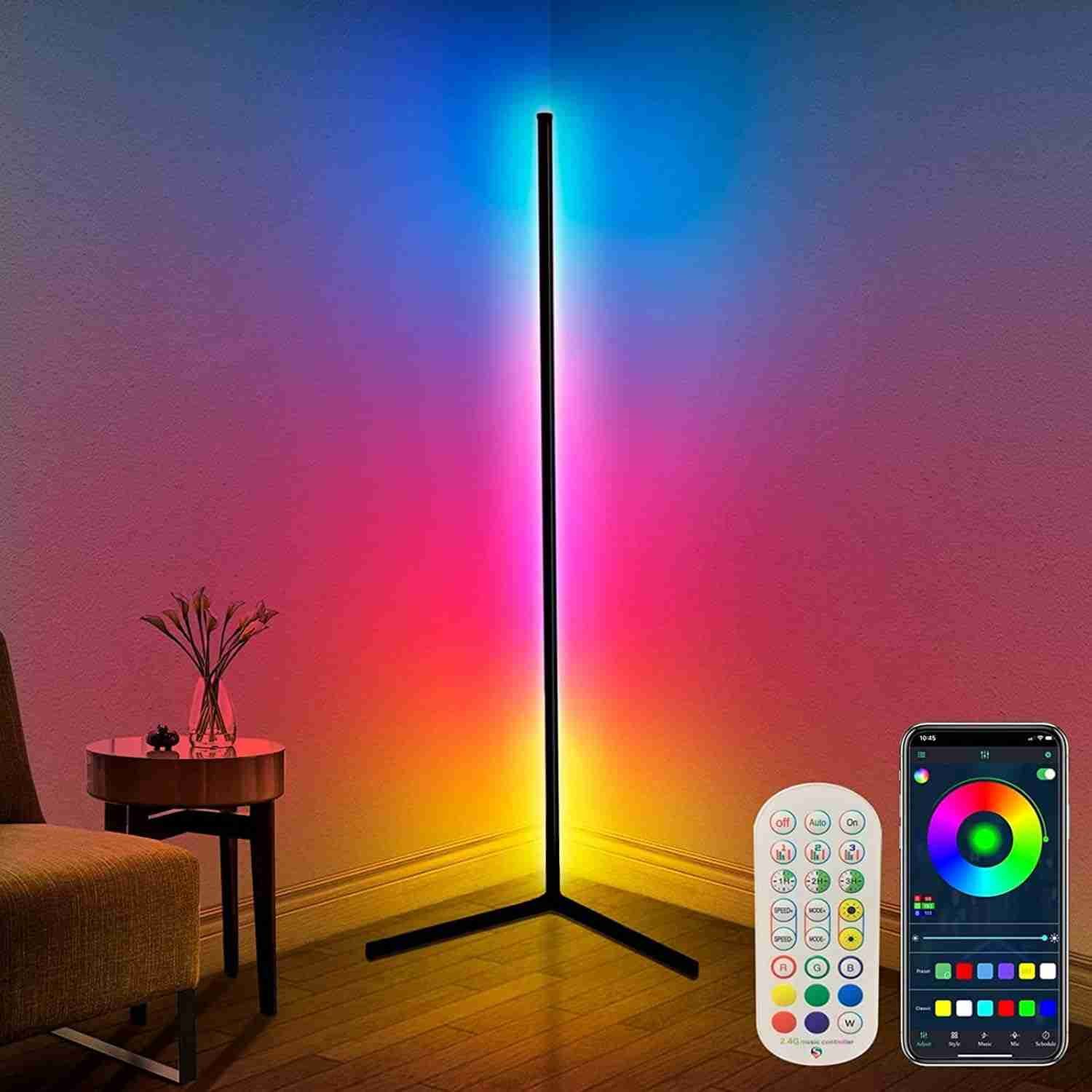 Lámpara de pie Deeprbling encendida en 3 tonalidades, amarillo, naranja y azul, junto con su mando y posibilidad de control mediante smarthphone (móvil no incluido)