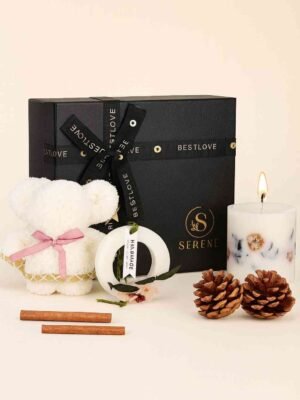 Set de velas y caja presentación de la marca Serene